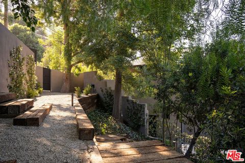 A home in Studio City