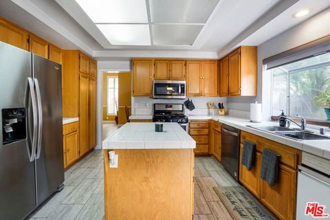 A home in Sylmar