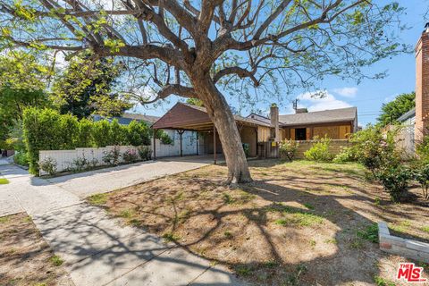 A home in North Hollywood