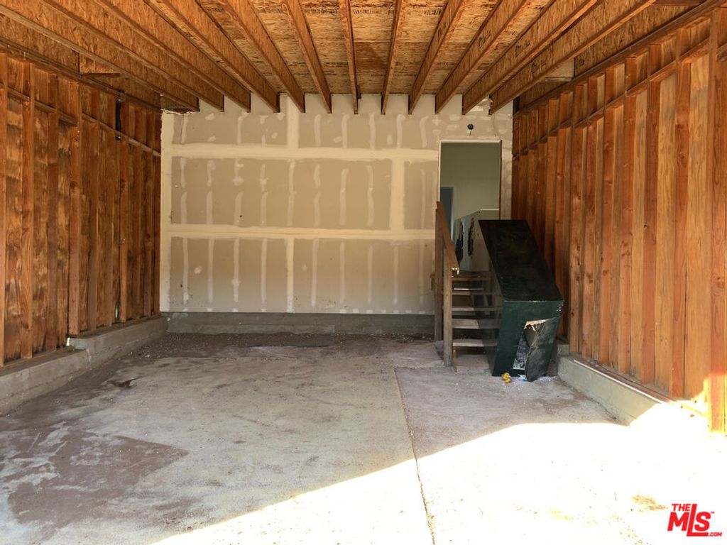 listing image 52