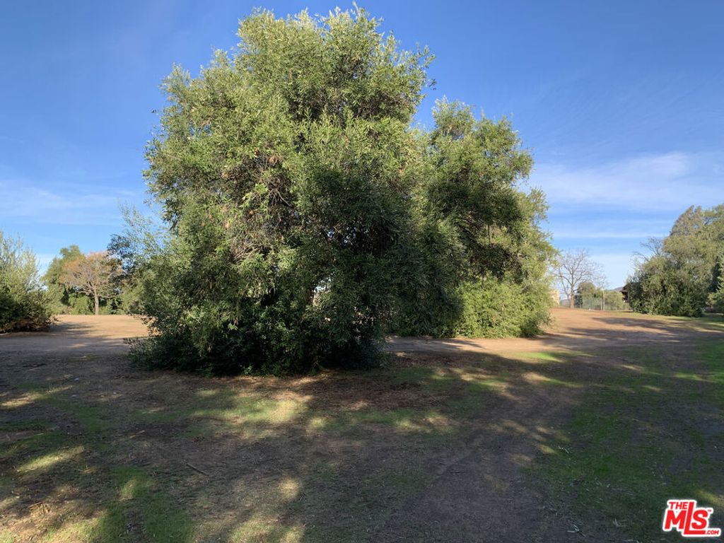 listing image 63