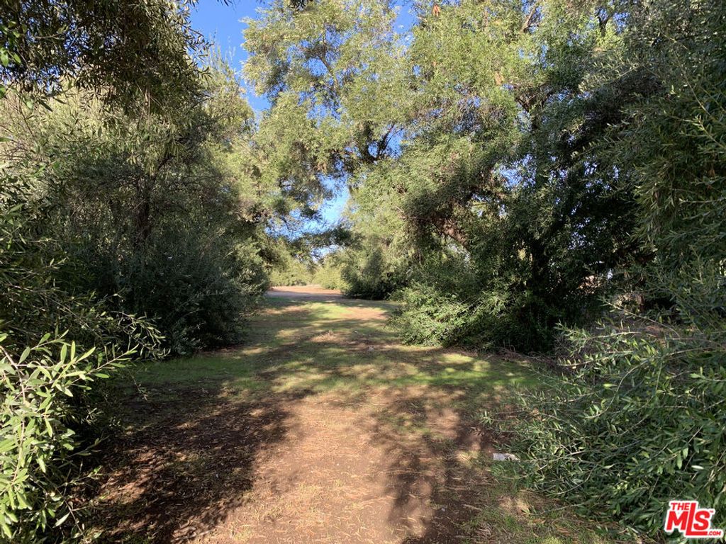 listing image 64