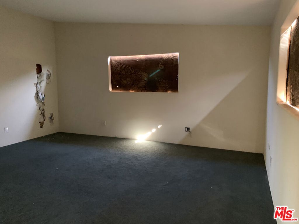 listing image 44