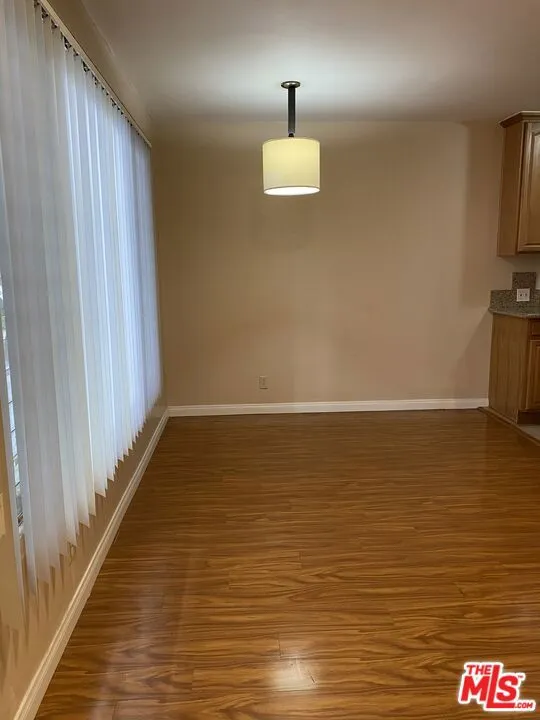 Los Angeles, California 90025, United States, 1 Bedroom Bedrooms, ,1 BathroomBathrooms,Residential,Active,123353