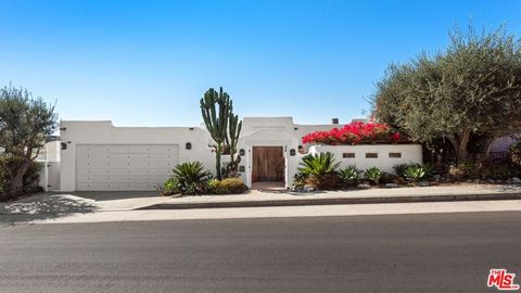 A home in Playa Del Rey