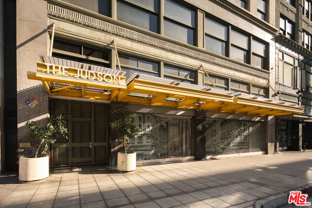 Properties 3 424 S Broadway