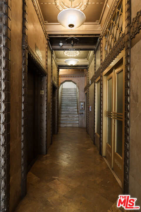 Properties 4 424 S Broadway