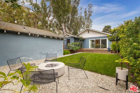 A home in Playa Del Rey