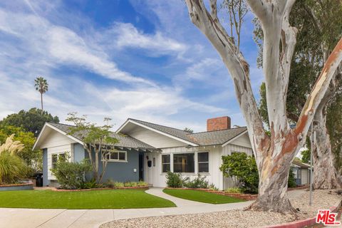 A home in Playa Del Rey