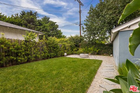 A home in Playa Del Rey