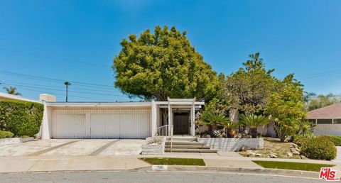6516 S Holt Avenue, Los Angeles, CA 90056 - #: 24387075
