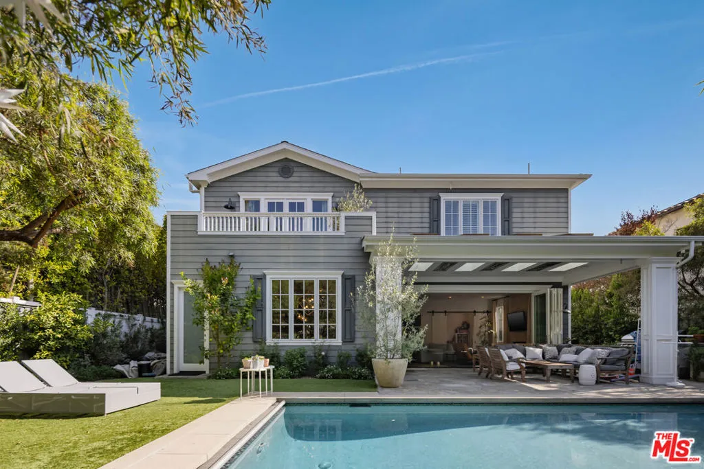 Santa Monica, California 90402, United States, 5 Bedrooms Bedrooms, ,6 BathroomsBathrooms,Residential,Active,102294