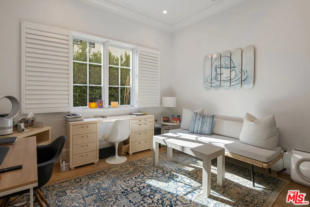 Santa Monica, California 90402, United States, 5 Bedrooms Bedrooms, ,6 BathroomsBathrooms,Residential,Active,102294