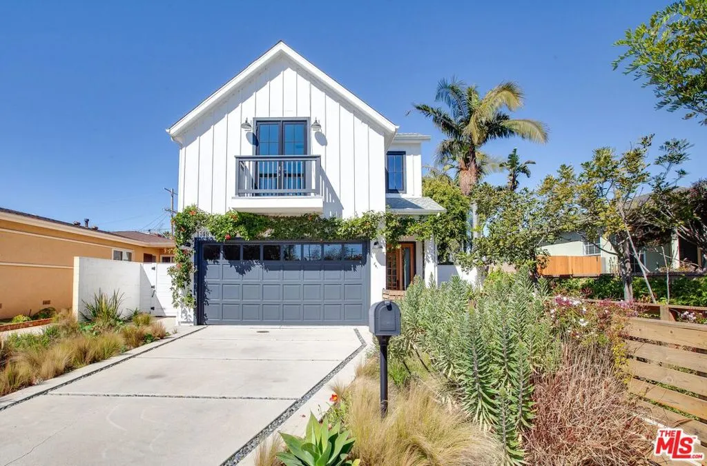 Venice, California 90291, United States, 5 Bedrooms Bedrooms, ,6 BathroomsBathrooms,Residential,Pending,88578