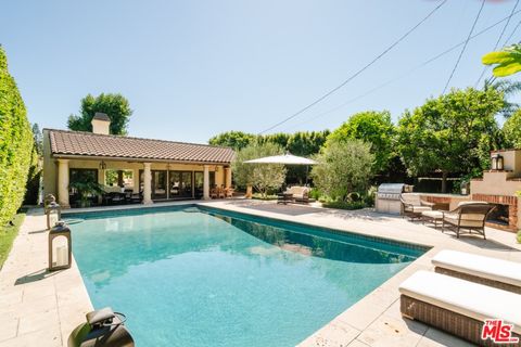 A home in Toluca Lake