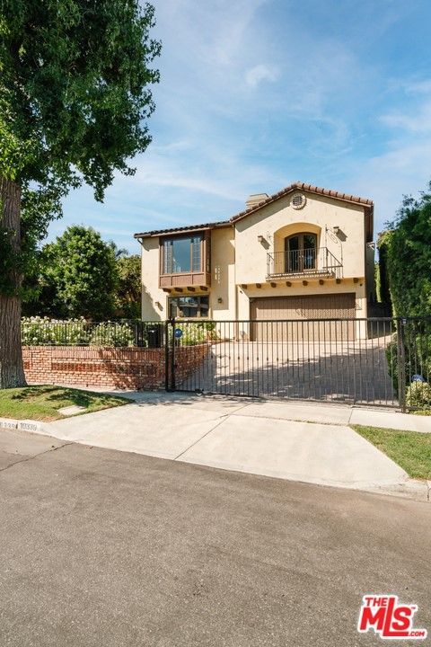 A home in Toluca Lake