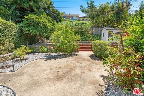 A home in Tarzana