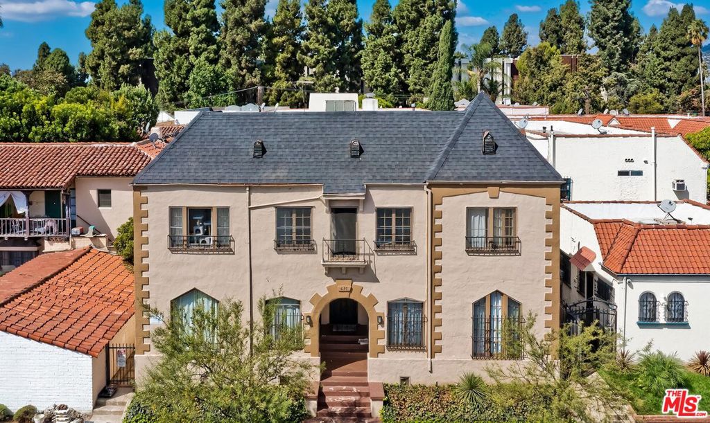 Properties 1 637 N Spaulding Avenue