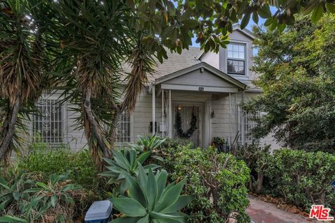 Single Family Residence in Los Angeles CA 1161 Windsor Boulevard.jpg