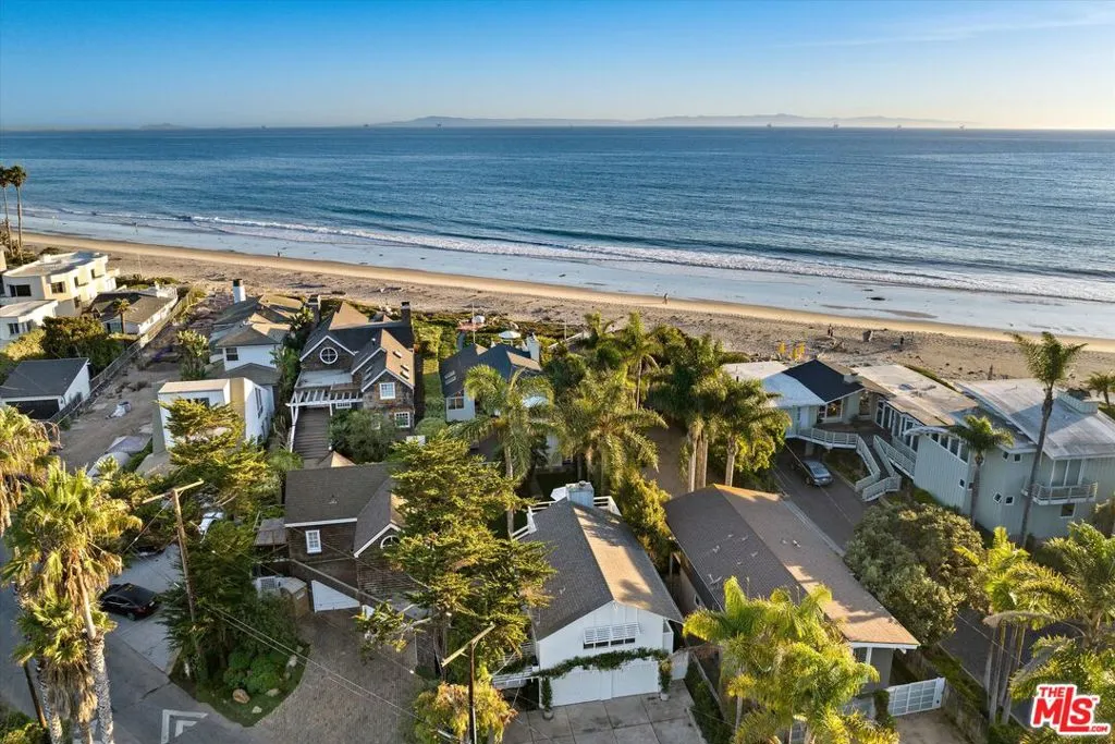 Carpinteria, California 93013, United States, 5 Bedrooms Bedrooms, ,5 BathroomsBathrooms,Residential,Active,15059