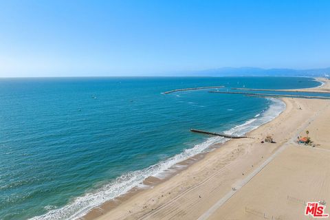 A home in Playa del Rey