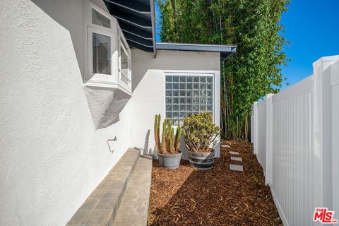 A home in Playa del Rey