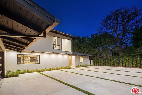 A home in Sherman Oaks