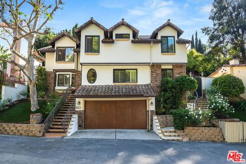 A home in Studio City