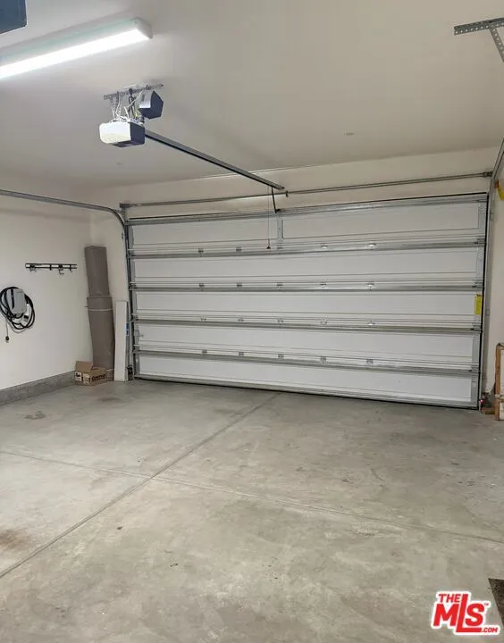 Ontario, California 91761, United States, 4 Bedrooms Bedrooms, ,3 BathroomsBathrooms,Residential,Active,103690