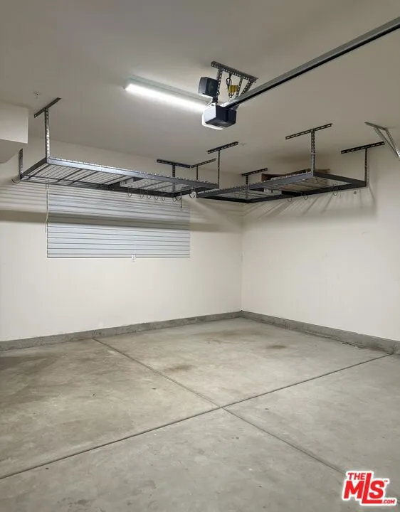 Ontario, California 91761, United States, 4 Bedrooms Bedrooms, ,3 BathroomsBathrooms,Residential,Active,103690