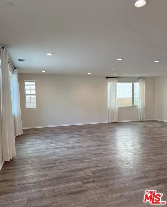 Ontario, California 91761, United States, 4 Bedrooms Bedrooms, ,3 BathroomsBathrooms,Residential,Active,103690