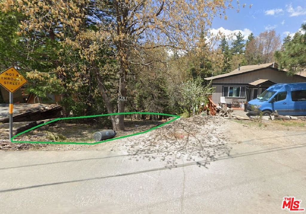 32780 Cougar Lane