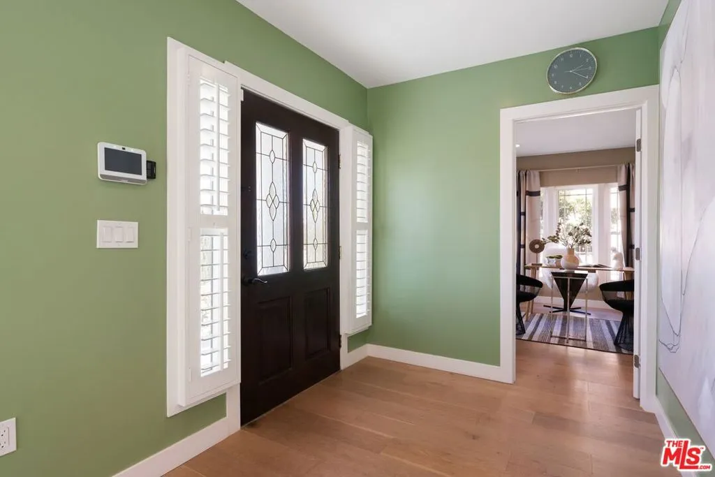 Los Angeles, California 90019, United States, 3 Bedrooms Bedrooms, ,3 BathroomsBathrooms,Residential,Active,5259