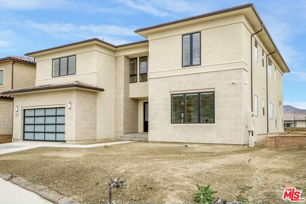 Properties 2 20150 W Galway Lane