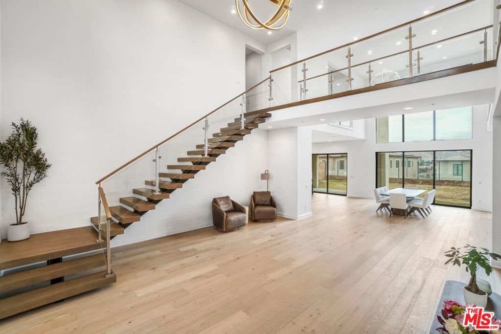 Properties 3 20150 W Galway Lane