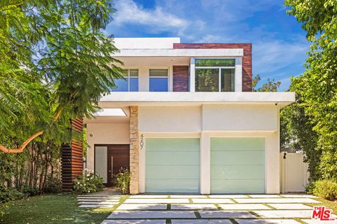 A home in Studio City