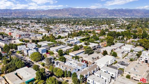 A home in North Hollywood