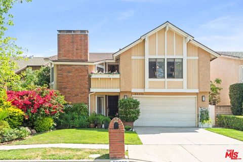 20330 Hemmingway Street Winnetka CA 91306