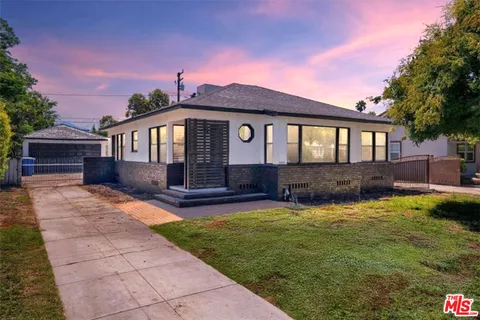 MLS: 25528367