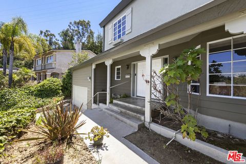 A home in Studio City