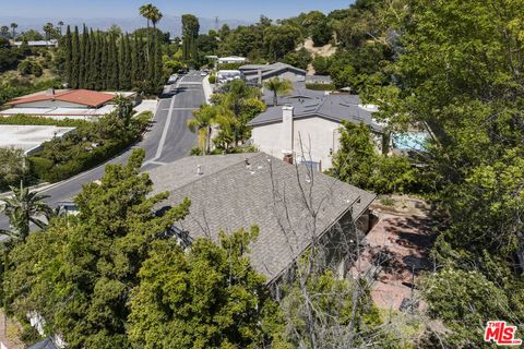 A home in Studio City