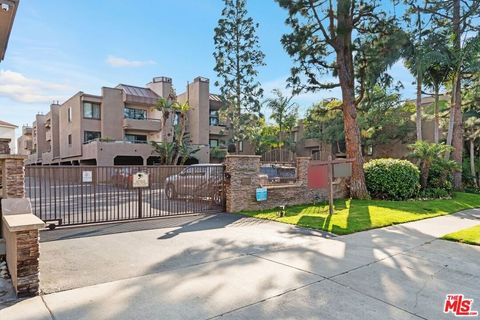 A home in Playa Del Rey