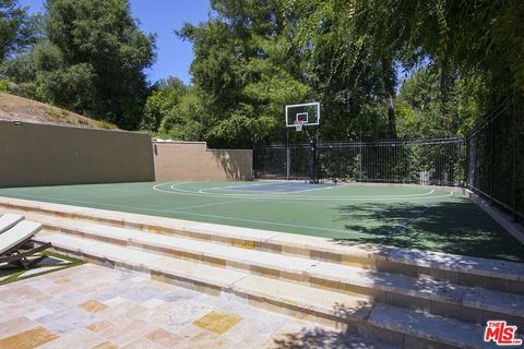 A home in Tarzana