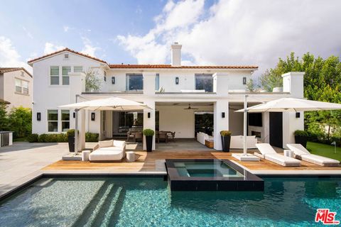 A home in Calabasas