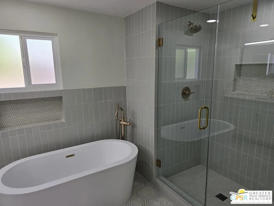 Thousand Palms, California 92276, United States, 2 Bedrooms Bedrooms, ,2 BathroomsBathrooms,Residential,Pending,131460