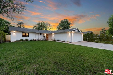 24057 Sylvan Street Woodland Hills CA 91367