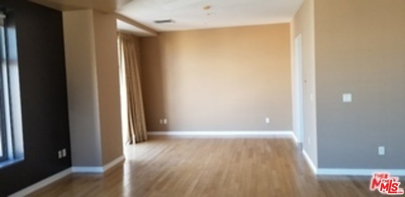801 S Grand Avenue 2107