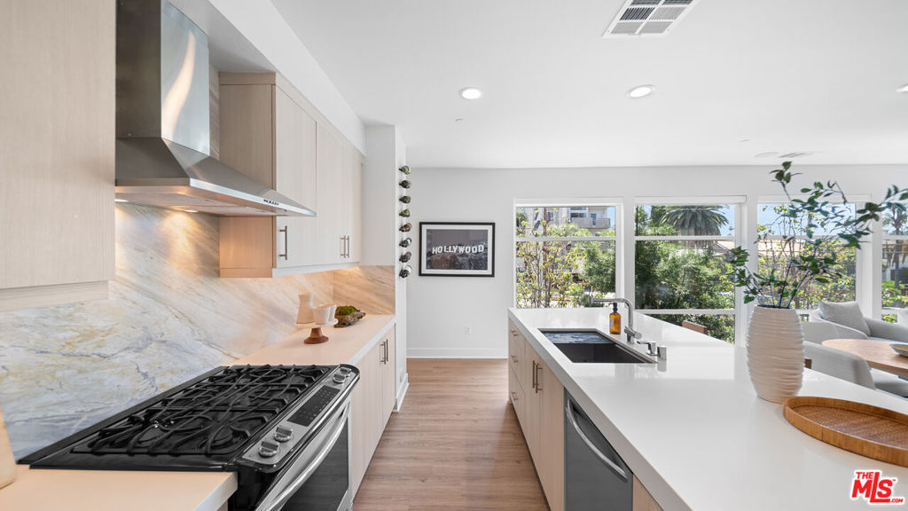 Properties 3 2111 N Cahuenga Boulevard 1