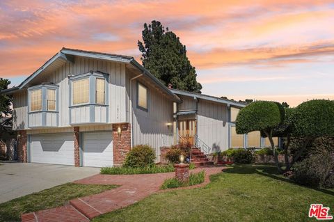 10714 Sunnybrae Avenue Chatsworth CA 91311
