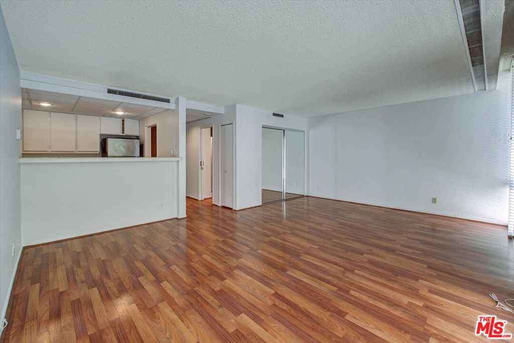 2160 Century Park East 103